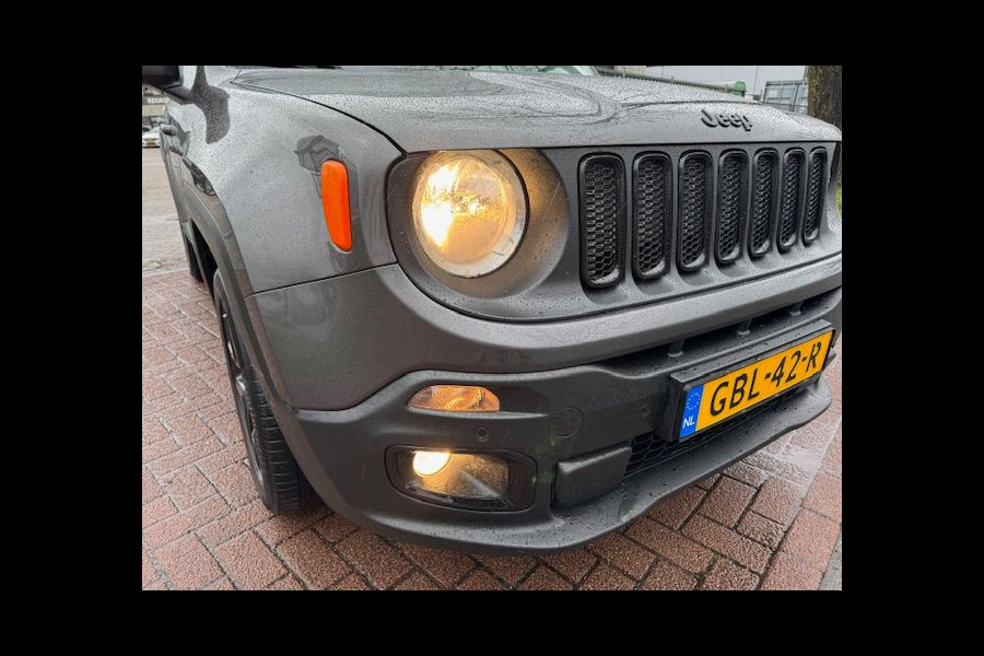Jeep Renegade 1.4 MultiAir Night Eagle II Limited 89.000km Airco/ECC,Navigatie,Leder,Panoramadak