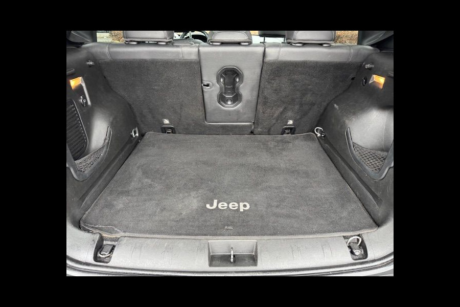 Jeep Renegade 1.4 MultiAir Night Eagle II Limited 89.000km Airco/ECC,Navigatie,Leder,Panoramadak