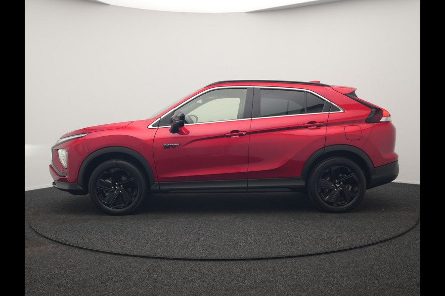 Mitsubishi Eclipse Cross 2.4 Black Edition Plug In Hybrid 188pk Dealer O.H. PHEV | Trekhaak Afn. | Adaptive Cruise | 360 Camera | Alcantara Sportstoelen & Stuur Verwarmd | Apple Carplay | Keyless | Blis | Navigatie | DAB |