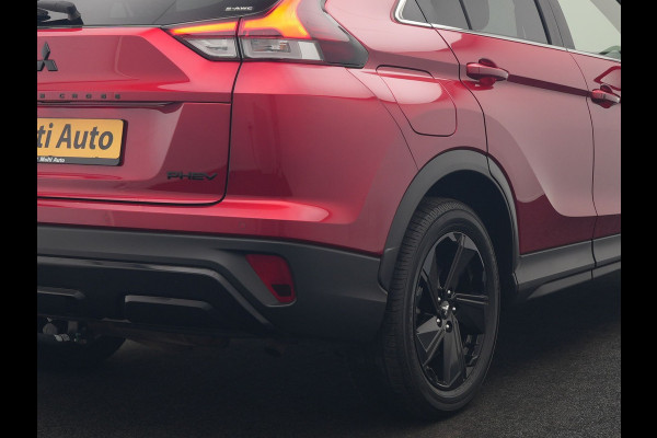 Mitsubishi Eclipse Cross 2.4 Black Edition Plug In Hybrid 188pk Dealer O.H. PHEV | Trekhaak Afn. | Adaptive Cruise | 360 Camera | Alcantara Sportstoelen & Stuur Verwarmd | Apple Carplay | Keyless | Blis | Navigatie | DAB |