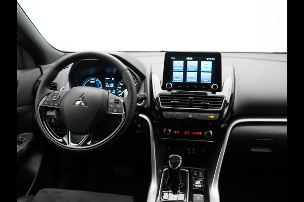Mitsubishi Eclipse Cross 2.4 Black Edition Plug In Hybrid 188pk Dealer O.H. PHEV | Trekhaak Afn. | Adaptive Cruise | 360 Camera | Alcantara Sportstoelen & Stuur Verwarmd | Apple Carplay | Keyless | Blis | Navigatie | DAB |