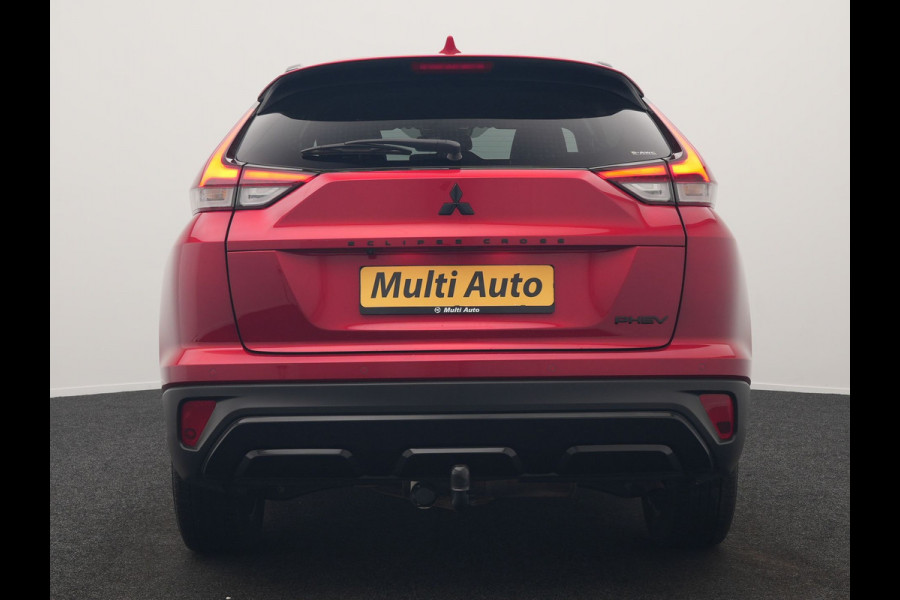 Mitsubishi Eclipse Cross 2.4 Black Edition Plug In Hybrid 188pk Dealer O.H. PHEV | Trekhaak Afn. | Adaptive Cruise | 360 Camera | Alcantara Sportstoelen & Stuur Verwarmd | Apple Carplay | Keyless | Blis | Navigatie | DAB |