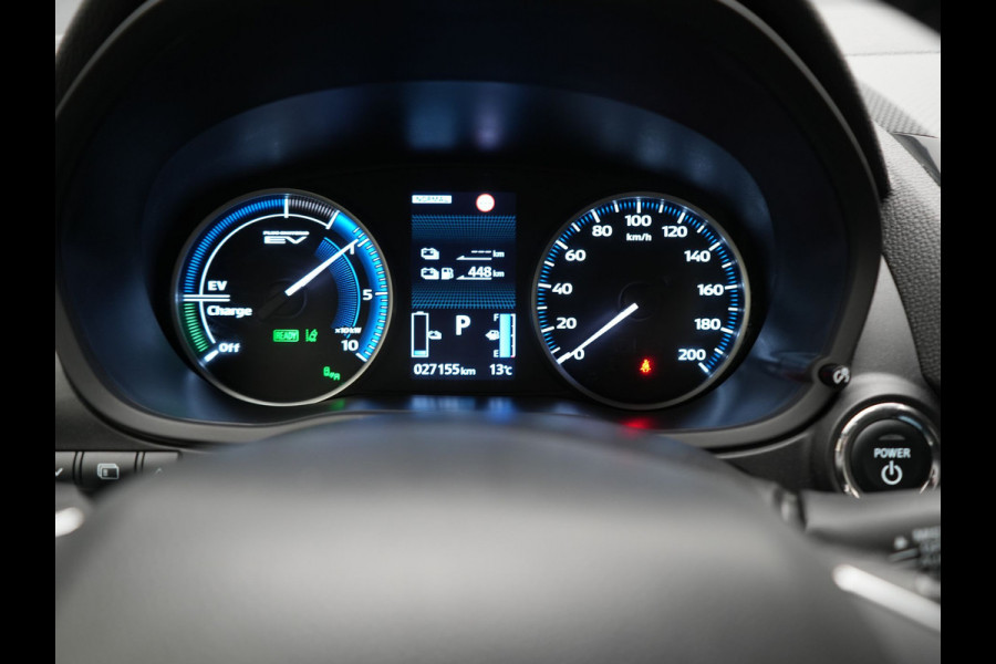 Mitsubishi Eclipse Cross 2.4 Black Edition Plug In Hybrid 188pk Dealer O.H. PHEV | Trekhaak Afn. | Adaptive Cruise | 360 Camera | Alcantara Sportstoelen & Stuur Verwarmd | Apple Carplay | Keyless | Blis | Navigatie | DAB |