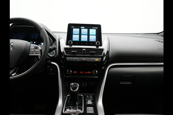 Mitsubishi Eclipse Cross 2.4 Black Edition Plug In Hybrid 188pk Dealer O.H. PHEV | Trekhaak Afn. | Adaptive Cruise | 360 Camera | Alcantara Sportstoelen & Stuur Verwarmd | Apple Carplay | Keyless | Blis | Navigatie | DAB |