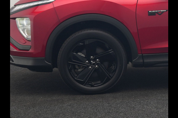 Mitsubishi Eclipse Cross 2.4 Black Edition Plug In Hybrid 188pk Dealer O.H. PHEV | Trekhaak Afn. | Adaptive Cruise | 360 Camera | Alcantara Sportstoelen & Stuur Verwarmd | Apple Carplay | Keyless | Blis | Navigatie | DAB |