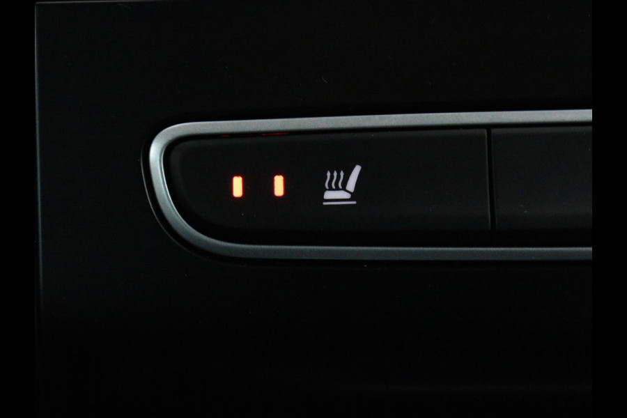 Renault Mégane 1.8 TCe 280 RS | Panoramadak | Head-Up | Stoelverwarming | Alcantara | Carplay | Camera | Sportstoelen | Navigatie | 19'' | Bose Sound | Keyless | Full LED | Dodehoek detectie | Maxton