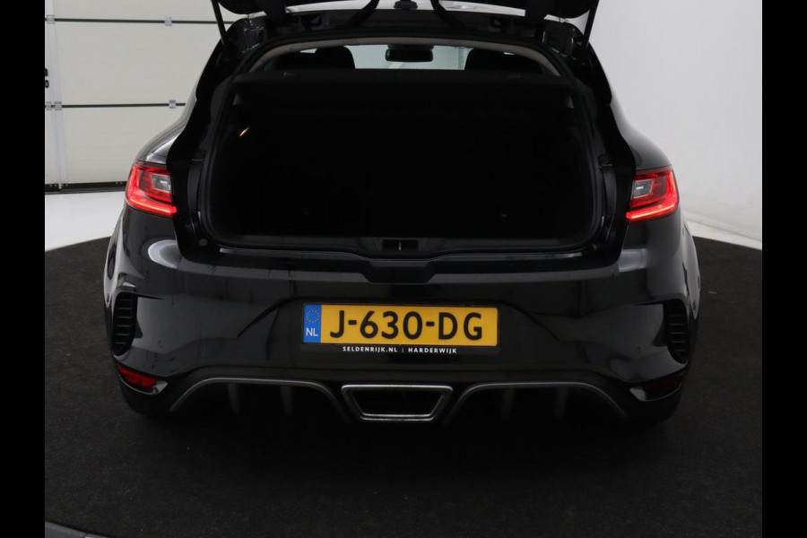 Renault Mégane 1.8 TCe 280 RS | Panoramadak | Head-Up | Stoelverwarming | Alcantara | Carplay | Camera | Sportstoelen | Navigatie | 19'' | Bose Sound | Keyless | Full LED | Dodehoek detectie | Maxton