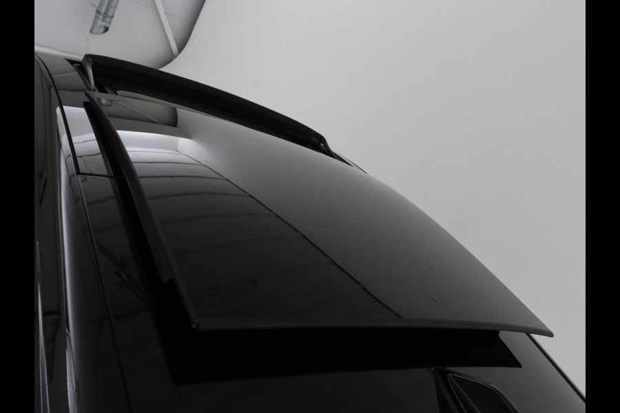 Renault Mégane 1.8 TCe 280 RS | Panoramadak | Head-Up | Stoelverwarming | Alcantara | Carplay | Camera | Sportstoelen | Navigatie | 19'' | Bose Sound | Keyless | Full LED | Dodehoek detectie | Maxton