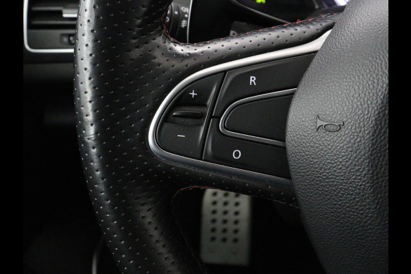 Renault Mégane 1.8 TCe 280 RS | Panoramadak | Head-Up | Stoelverwarming | Alcantara | Carplay | Camera | Sportstoelen | Navigatie | 19'' | Bose Sound | Keyless | Full LED | Dodehoek detectie | Maxton
