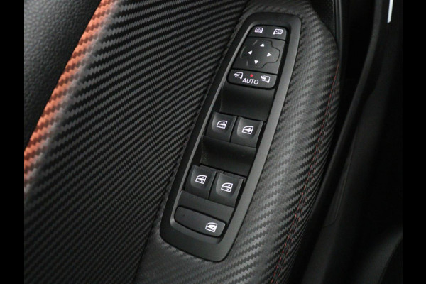 Renault Mégane 1.8 TCe 280 RS | Panoramadak | Head-Up | Stoelverwarming | Alcantara | Carplay | Camera | Sportstoelen | Navigatie | 19'' | Bose Sound | Keyless | Full LED | Dodehoek detectie | Maxton
