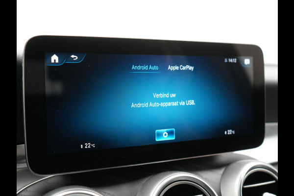 Mercedes-Benz GLC 300e 4MATIC Business Solution Luxury Plug In Hybrid 320pk Dealer O.H. PHEV | Trekhaak Af Fabriek | Head Up | Camera | Lederen Sportstoelen Memory & Verwarmd | Apple Carplay | Navigatie | DAB | Cruise Control |