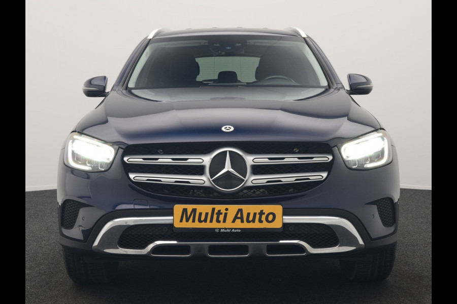 Mercedes-Benz GLC 300e 4MATIC Business Solution Luxury Plug In Hybrid 320pk Dealer O.H. PHEV | Trekhaak Af Fabriek | Head Up | Camera | Lederen Sportstoelen Memory & Verwarmd | Apple Carplay | Navigatie | DAB | Cruise Control |