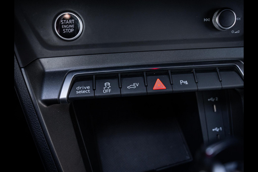 Audi Q3 Sportback 45 TFSI e S Edition - Matrix l Sonos l 360cam l Sfeerver.
