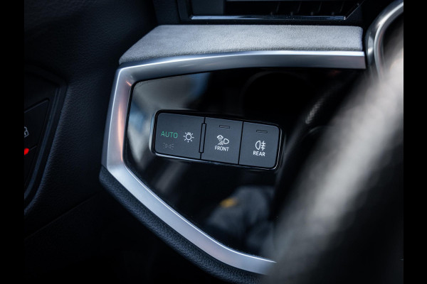 Audi Q3 Sportback 45 TFSI e S Edition - Matrix l Sonos l 360cam l Sfeerver.