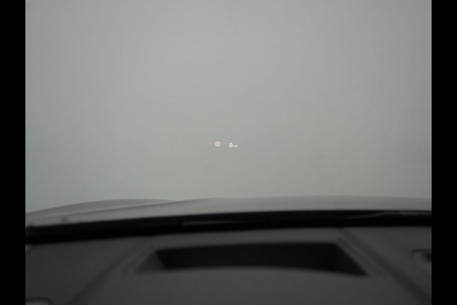 BMW X1 xDrive25e Sportline PHEV 221pk Dealer O.H | Trekhaak Afn. | Panodak | Head Up | Lederen Sportstoelen Memory & Verwarmd | Camera | Apple Carplay | Keyless | Sfeerverlichting | Navigatie | DAB | Plug in Hybrid |