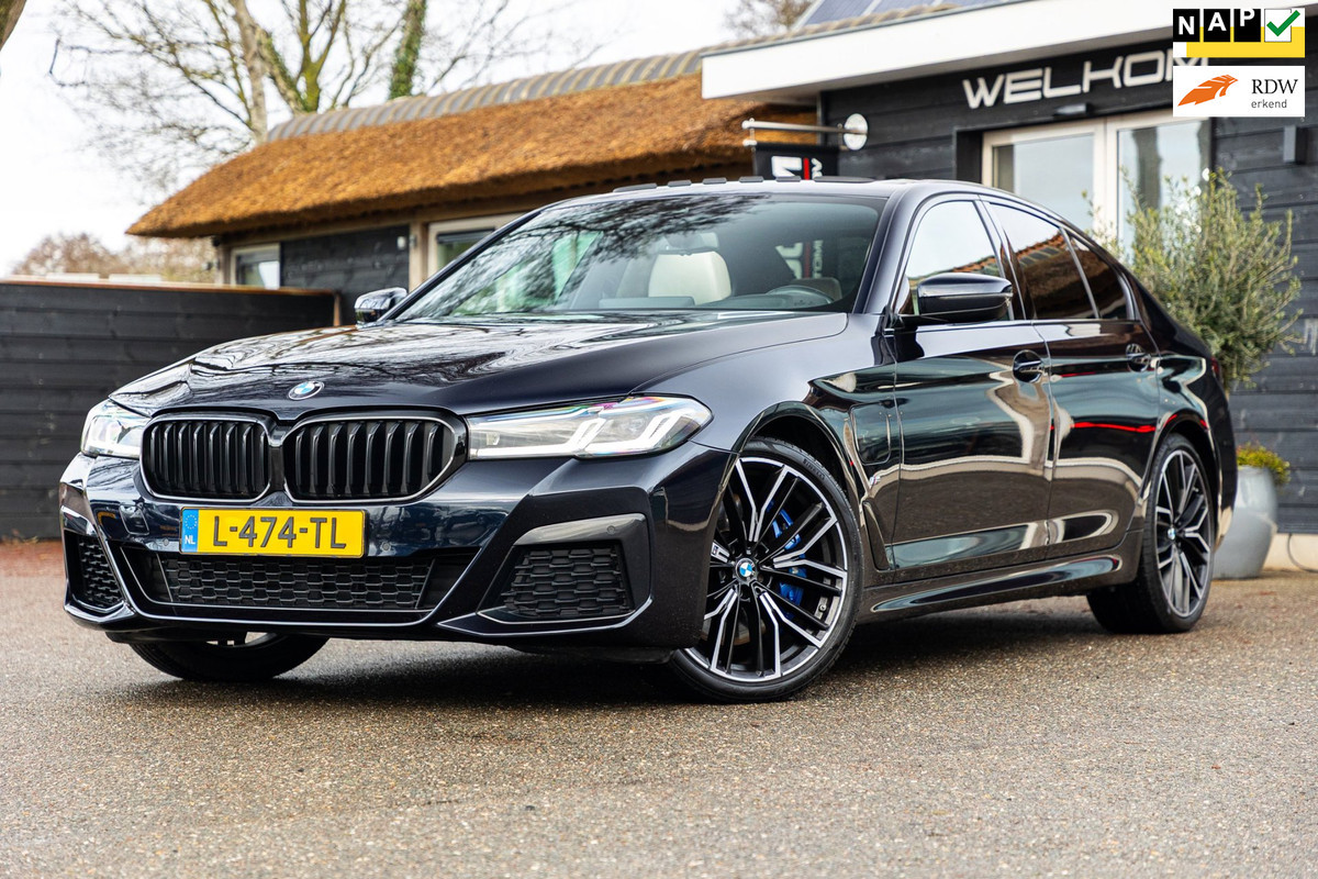 BMW 5 Serie 545e xDrive Business Edition Plus 94% I Schuifdak I H&K I Laser I M -sport I carbon I