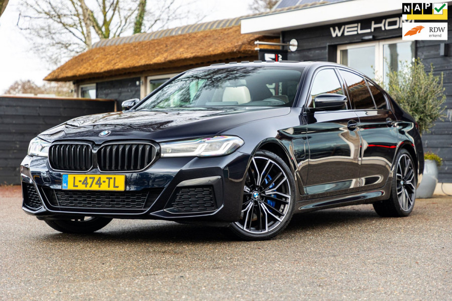 BMW 5 Serie 545e xDrive Business Edition Plus 94% I Schuifdak I H&K I Laser I M -sport I carbon I