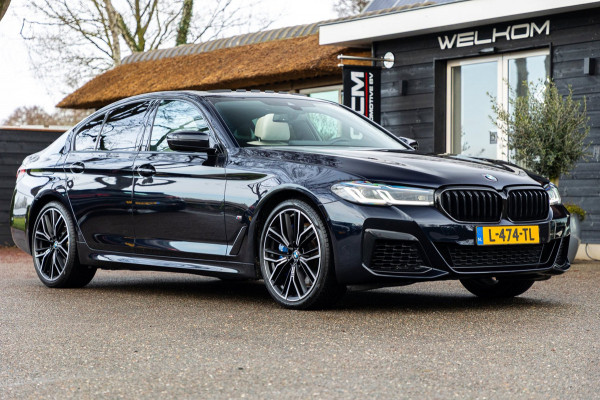 BMW 5 Serie 545e xDrive Business Edition Plus 94% I Schuifdak I H&K I Laser I M -sport I carbon I