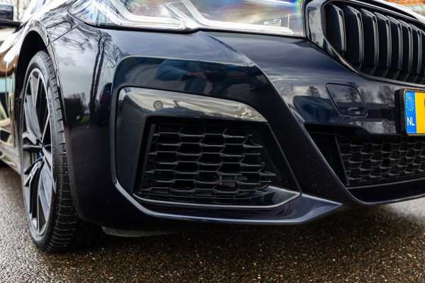 BMW 5 Serie 545e xDrive Business Edition Plus 94% I Schuifdak I H&K I Laser I M -sport I carbon I