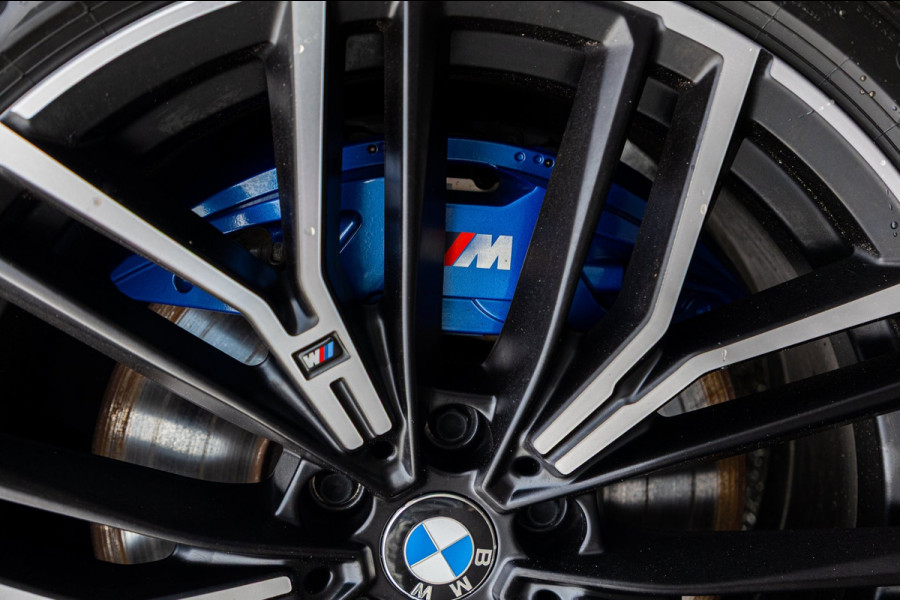 BMW 5 Serie 545e xDrive Business Edition Plus 94% I Schuifdak I H&K I Laser I M -sport I carbon I