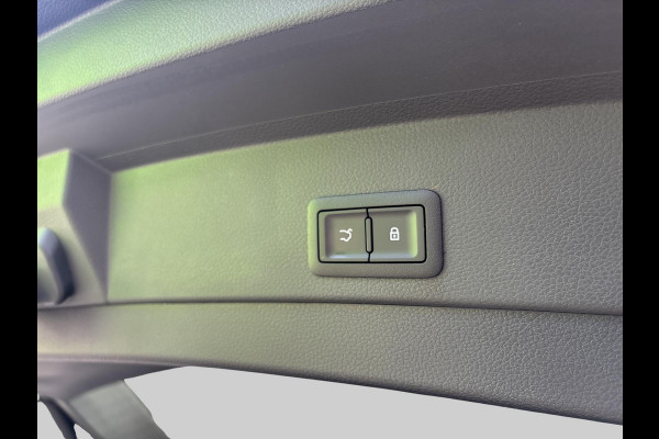 Hongqi E-HS9 President 99 kWh President 99 kWh 6-persoons Luchtvering-Panorama-dak Trekhaak Origineel NL-auto (geen import!)