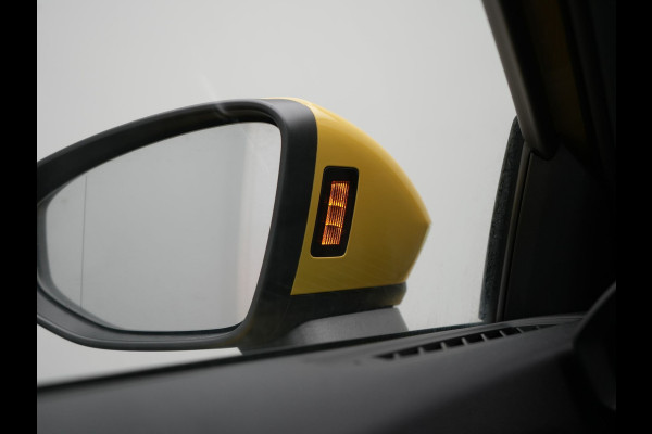 Audi A3 Sportback 40 e-tron Advance Sport PHEV 204pk Dealer O.H. | Panodak | Sportstoelen Verwarmd | Matrix LED | Keyless | Blis | Virtual Cockpit | Navigatie | DAB | Cruise Control | Plug In Hybrid |