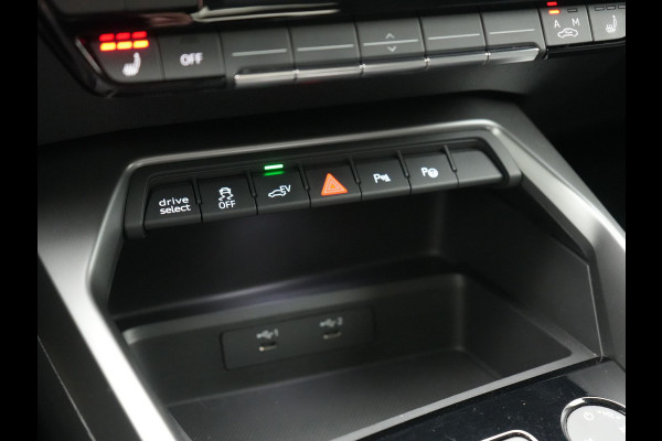Audi A3 Sportback 40 e-tron Advance Sport PHEV 204pk Dealer O.H. | Panodak | Sportstoelen Verwarmd | Matrix LED | Keyless | Blis | Virtual Cockpit | Navigatie | DAB | Cruise Control | Plug In Hybrid |
