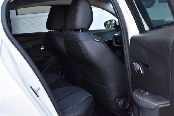 Peugeot 208 1.2 PureTech 100PK Allure Pack | Carplay | Keyless | Adapt. Cruise | 3D Dash | Stoelverw. | Incl. garantie