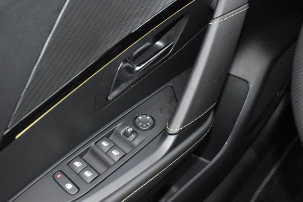 Peugeot 208 1.2 Hybrid 145PK e-DCS6 Aut. GT | Navi | 360 Camera | Led | Alcantara | Incl. garantie