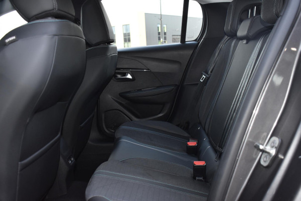 Peugeot 208 1.2 PureTech 100PK Allure Pack | Carplay | Camera | Stoelverw. | Keyless | Incl. garantie