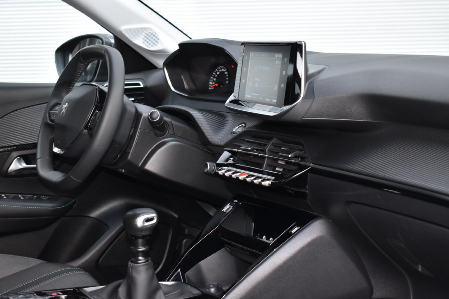 Peugeot 208 1.2 PureTech 100PK Allure Pack | Carplay | Camera | Stoelverw. | Keyless | Incl. garantie