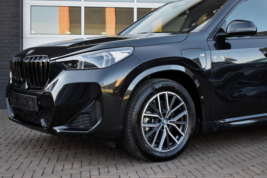 BMW X1 xDrive25e Plugin Hybrid 245PK Aut. M-Sport | Trekhaak | Navi | Camera | LED | Incl. garantie