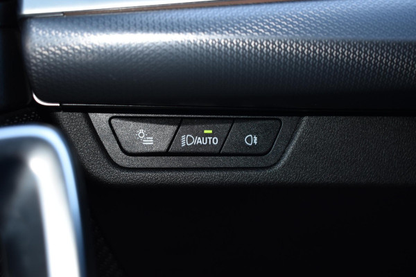 BMW X1 xDrive25e Plugin Hybrid 245PK Aut. M-Sport | Trekhaak | Navi | Camera | LED | Incl. garantie