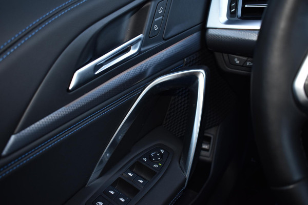 BMW X1 xDrive25e Plugin Hybrid 245PK Aut. M-Sport | Trekhaak | Navi | Camera | LED | Incl. garantie