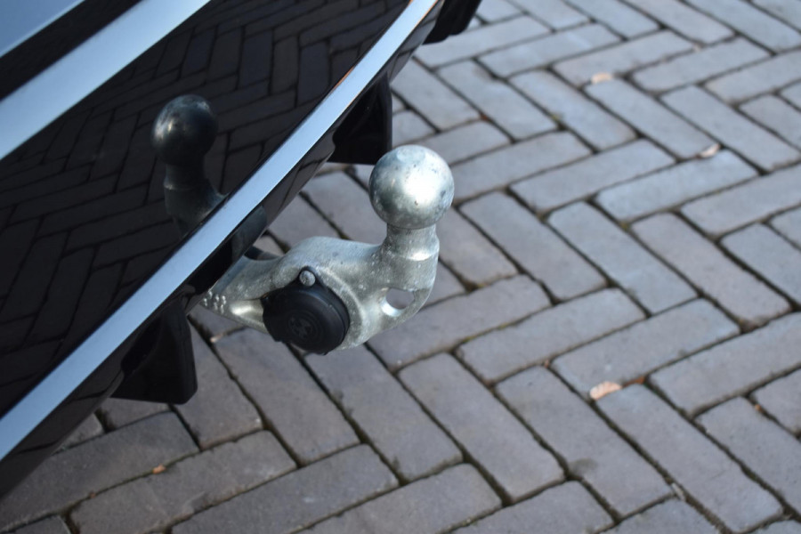 BMW X1 xDrive25e Plugin Hybrid 245PK Aut. M-Sport | Trekhaak | Navi | Camera | LED | Incl. garantie