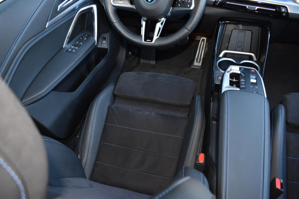 BMW X1 xDrive25e Plugin Hybrid 245PK Aut. M-Sport | Trekhaak | Navi | Camera | LED | Incl. garantie