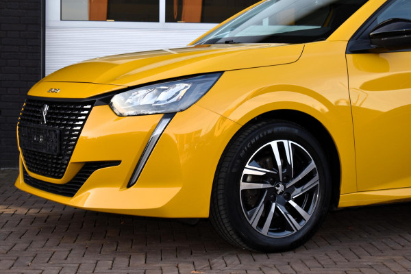 Peugeot 208 1.2 PureTech 100PK Allure Pack | Carplay | Camera | Stoelverw. | Incl. garantie