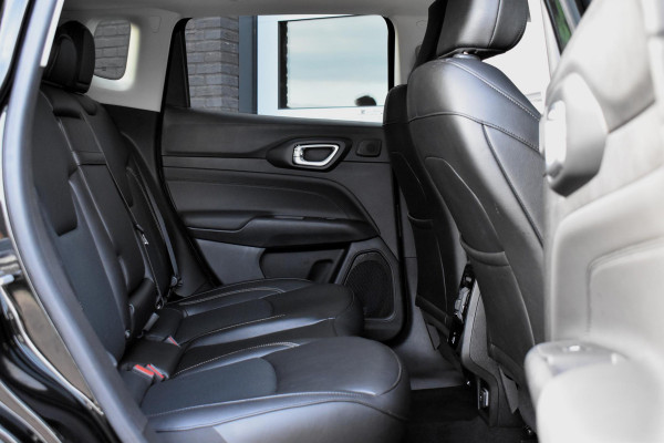 Jeep Compass 1.5T e-Hybrid S Aut. | Navi | 360 Camera | Leder | Stoelverw. | LED | Incl. garantie