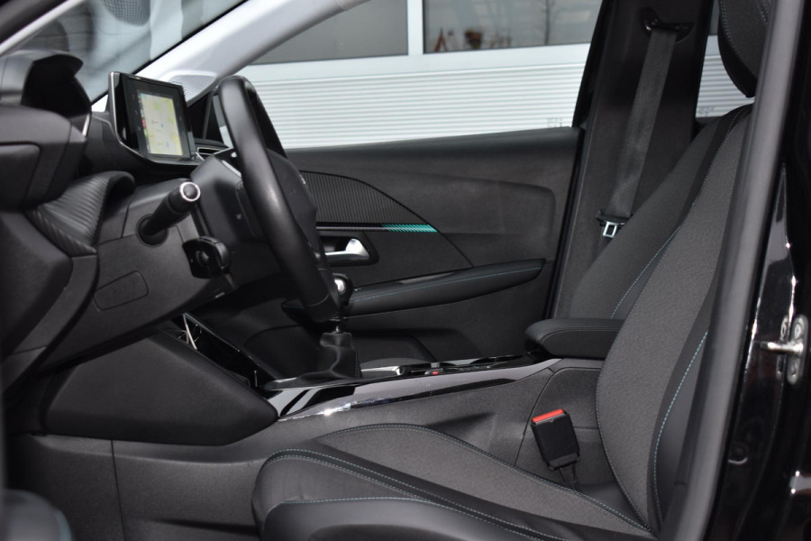 Peugeot 208 1.2 PureTech 100PK Allure Pack | Camera | Carplay | Keyless | Incl. garantie