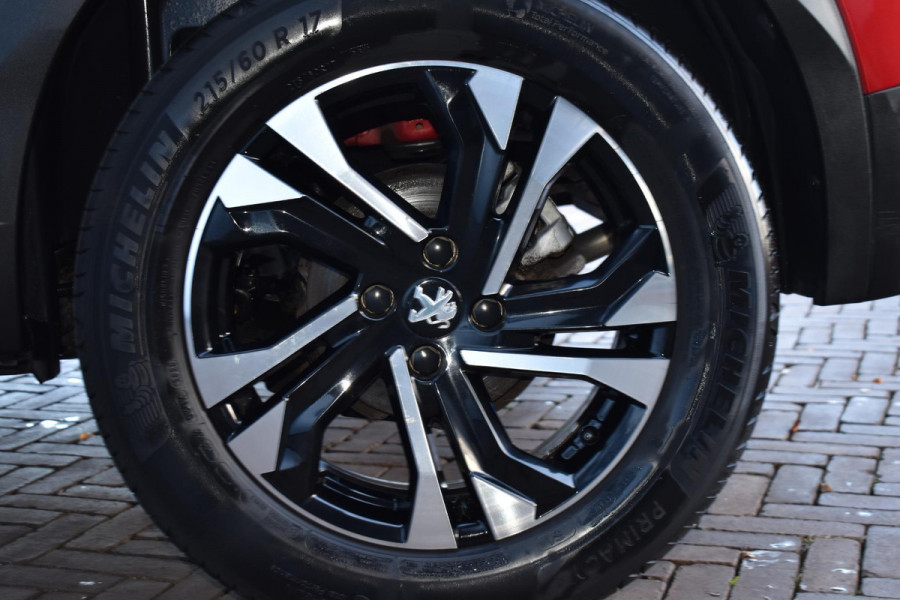 Peugeot 2008 1.2 PureTech 130PK Allure Pack | Carplay | Camera | 3D Dashb. | Stoelverw. | Incl. garantie