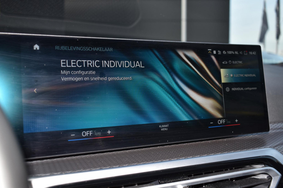 BMW 3 Serie Touring 330e Plugin Hybrid 292PK Aut. M-Sport | LED | Navi | Trekhaak | Camera | Incl. garantie