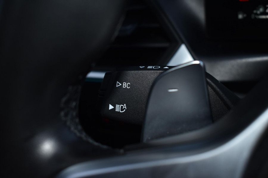 BMW 3 Serie Touring 330e Plugin Hybrid 292PK Aut. M-Sport | LED | Navi | Trekhaak | Camera | Incl. garantie