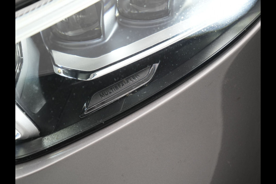 Mercedes-Benz A-Klasse 250 e AMG Line PHEV 218pk Dealer O.H. | Adaptive Cruise | Multi Beam LED | Camera | Sfeerverlichting | Lederen Sportstoelen Verwarmd | Widescreen Navi | Apple Carplay | Keyless | Blis | Navigatie | DAB | Plug In Hybrid |