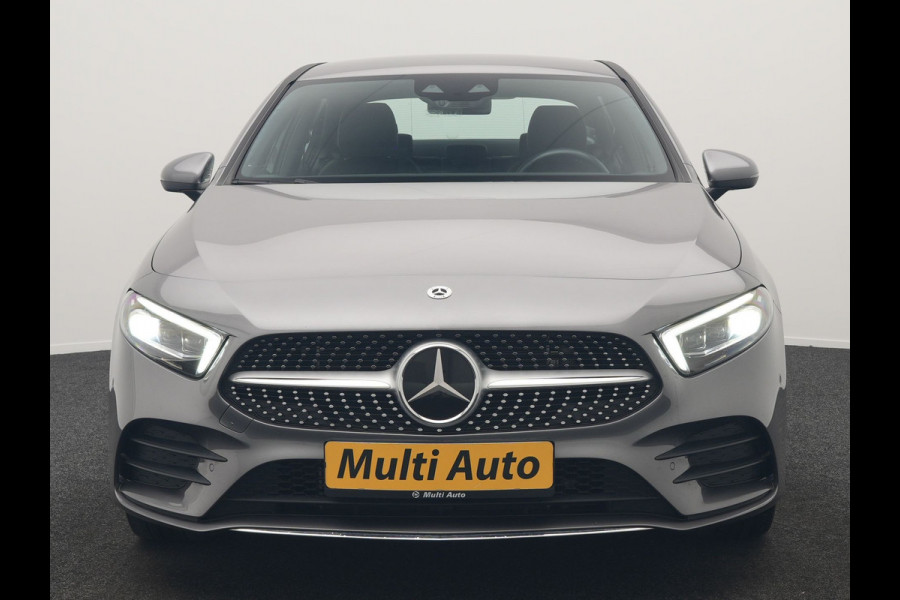 Mercedes-Benz A-Klasse 250 e AMG Line PHEV 218pk Dealer O.H. | Adaptive Cruise | Multi Beam LED | Camera | Sfeerverlichting | Lederen Sportstoelen Verwarmd | Widescreen Navi | Apple Carplay | Keyless | Blis | Navigatie | DAB | Plug In Hybrid |