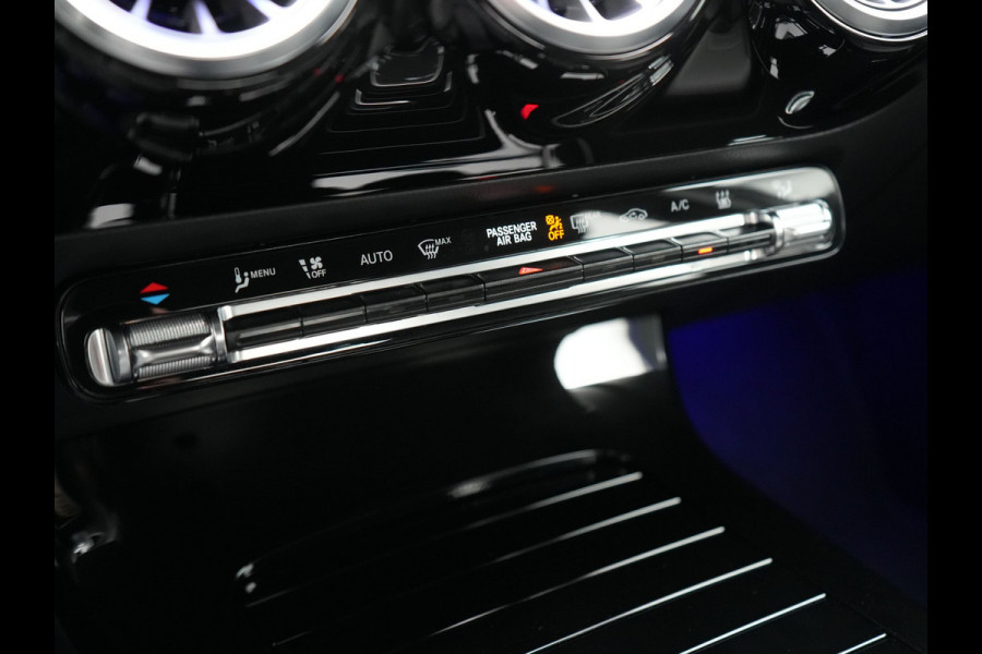 Mercedes-Benz A-Klasse 250 e AMG Line PHEV 218pk Dealer O.H. | Adaptive Cruise | Multi Beam LED | Camera | Sfeerverlichting | Lederen Sportstoelen Verwarmd | Widescreen Navi | Apple Carplay | Keyless | Blis | Navigatie | DAB | Plug In Hybrid |