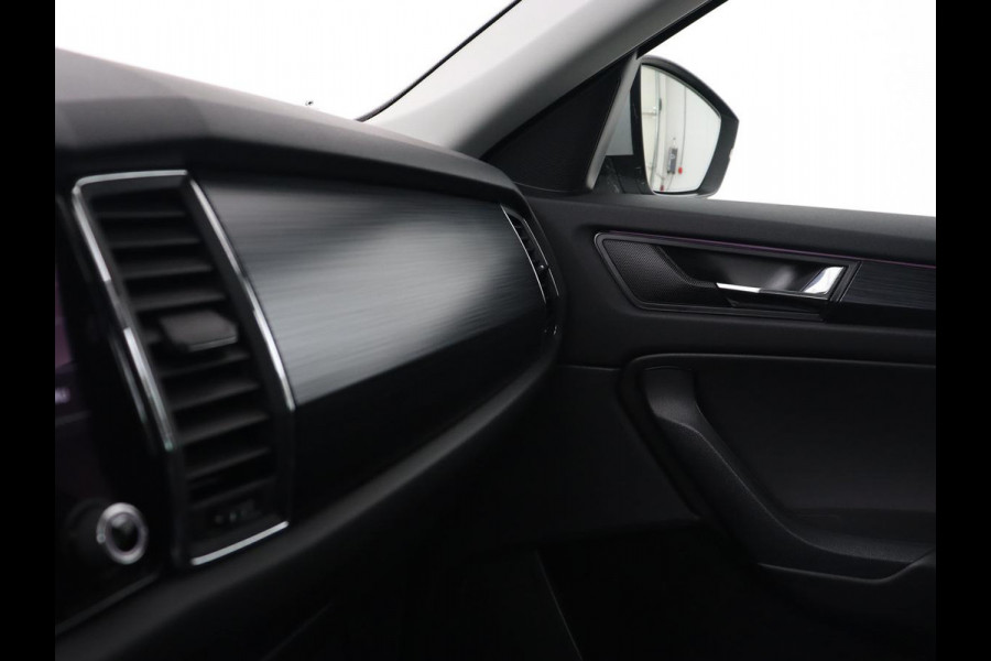 Škoda Kodiaq 1.5 TSI Business Edition | Trekhaak | Camera | Carplay | Navigatie | Half leder | Climate control | Cruise control | Full LED