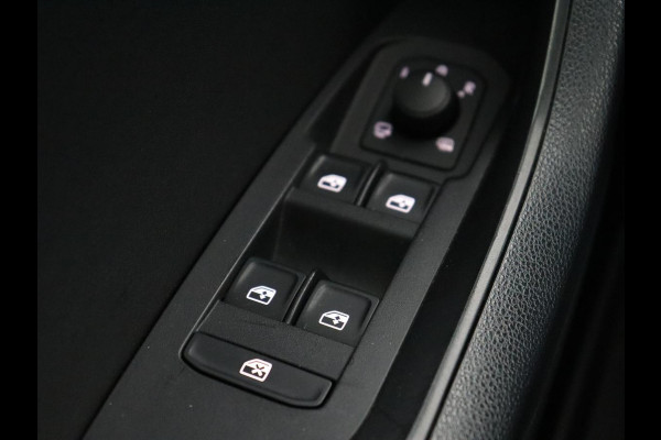 Škoda Kodiaq 1.5 TSI Business Edition | Trekhaak | Camera | Carplay | Navigatie | Half leder | Climate control | Cruise control | Full LED