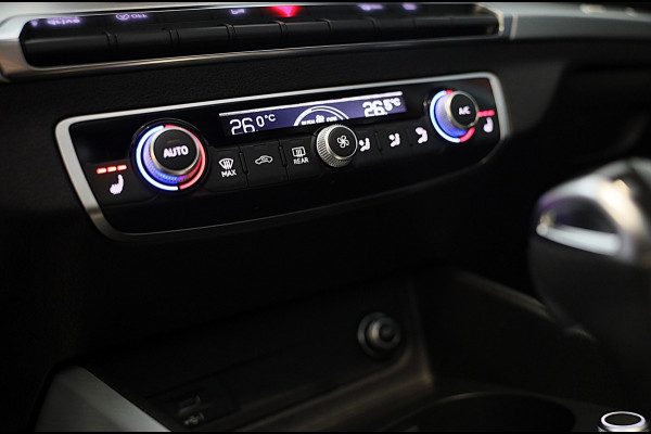 Audi Q2 35 TFSI Edition ONE / AUT / CC / Open Panoramadak / Virtual Cockpit / Lane Assist / Dode Hoek / Navi / Camera / Led / 19 I