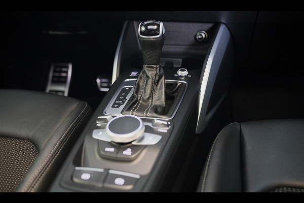 Audi Q2 35 TFSI Edition ONE / AUT / CC / Open Panoramadak / Virtual Cockpit / Lane Assist / Dode Hoek / Navi / Camera / Led / 19 I
