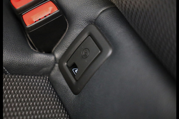 Audi Q2 35 TFSI Edition ONE / AUT / CC / Open Panoramadak / Virtual Cockpit / Lane Assist / Dode Hoek / Navi / Camera / Led / 19 I